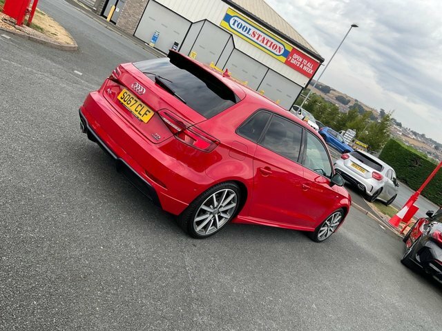Audi A3 2.0 Tdi Black Edition Sportback S Troni Red #5