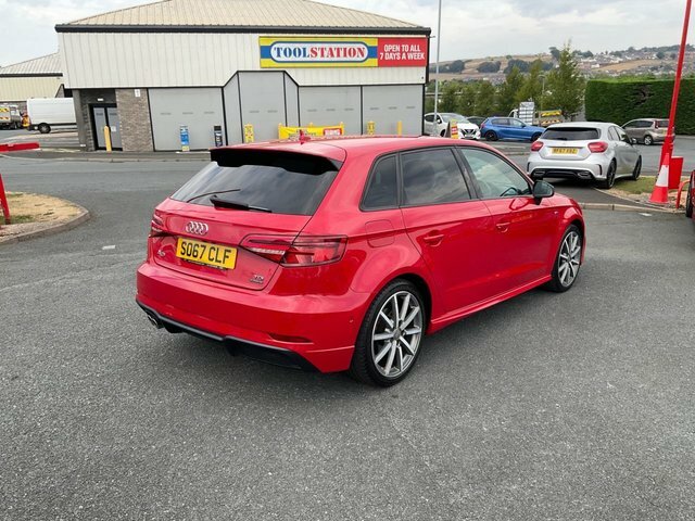 Audi A3 2.0 Tdi Black Edition Sportback S Troni Red #4