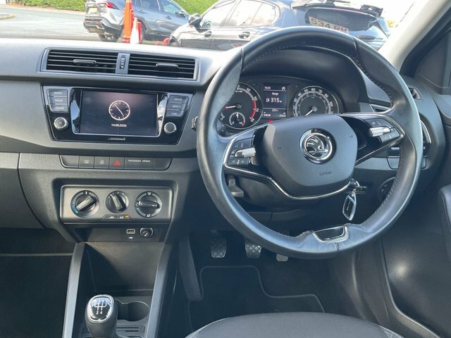 Skoda Fabia Skoda Fabia Estate Monte Carlo 1.0 Tsi 95 Ps Dsg Black #16