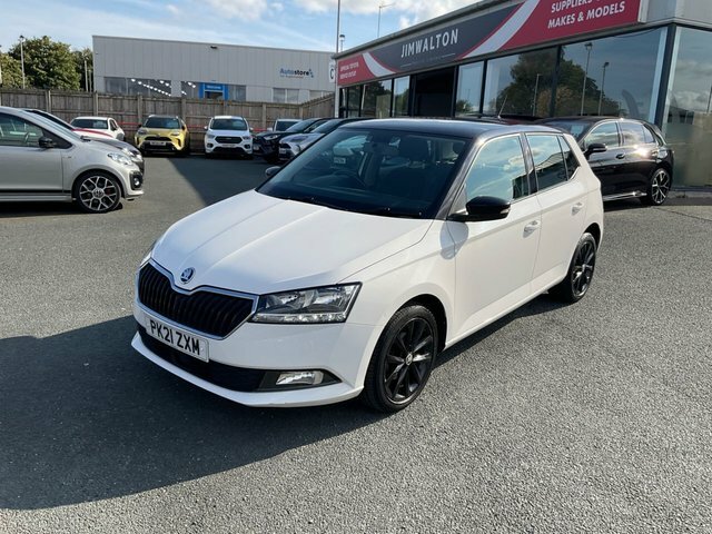 Skoda Fabia 1.0 Tsi Colour Edition Hatchback White #4