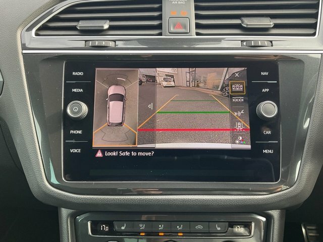 Volkswagen Tiguan 2.0 Tdi R-line Tech Suv Dsg 4Motion Eur White #5