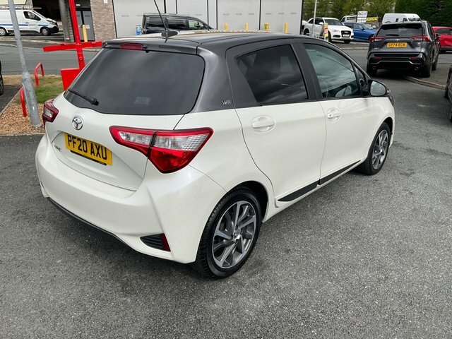 Toyota Yaris 1.5 Vvt-i Y20 Bi-tone Hatchback White #6