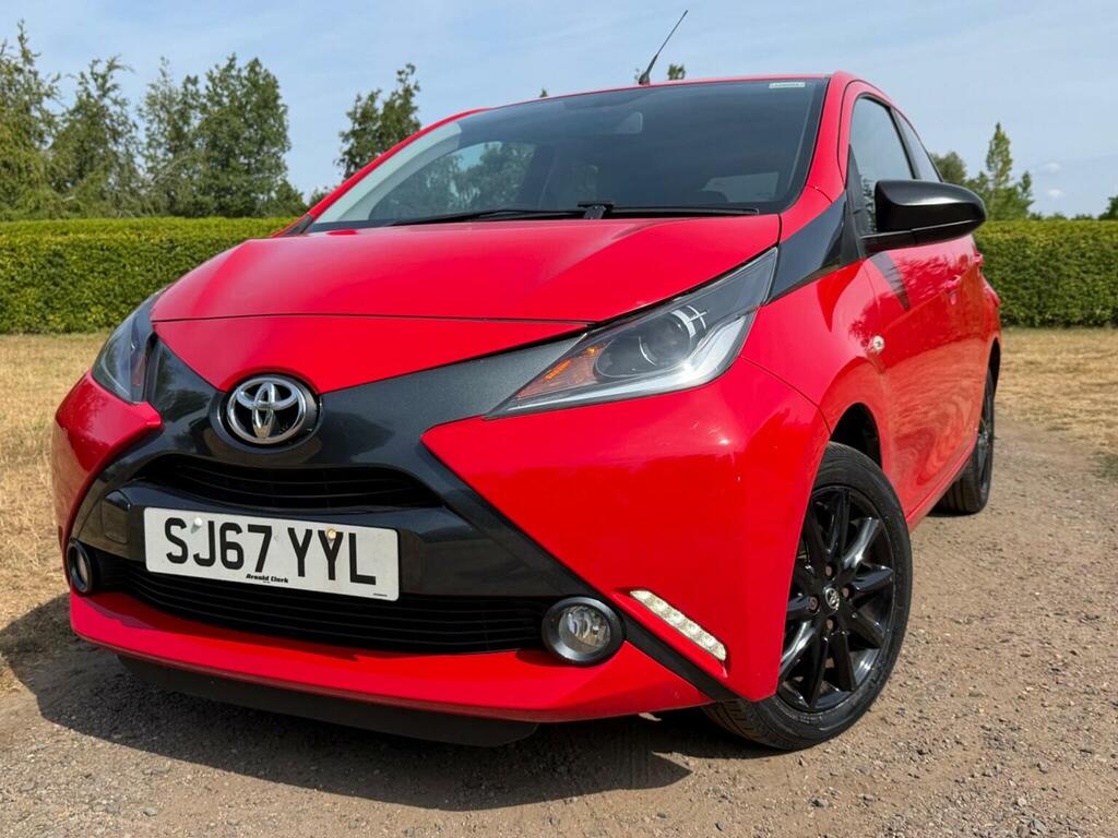 Toyota Aygo 1.0 Vvt-i X-style Euro 6 Red #4