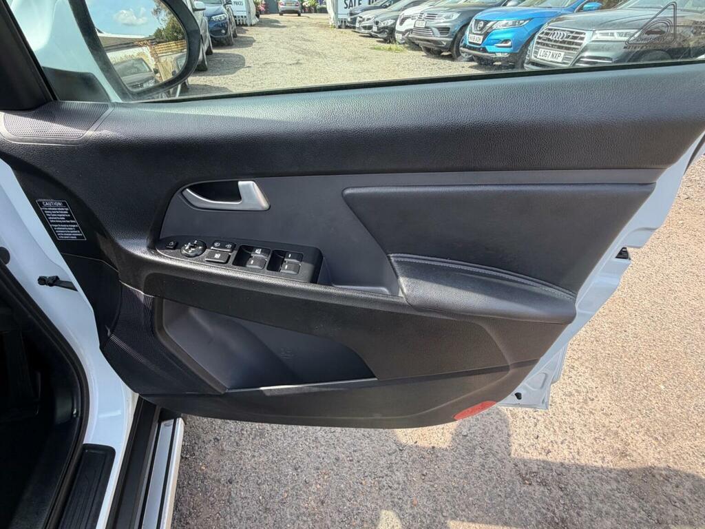 Kia Sportage Crdi 3 5-Door Silver #24