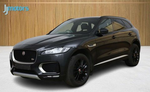 Jaguar F-Pace 3.0 D300 V6 Black #4