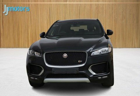 Jaguar F-Pace 3.0 D300 V6 Black #3