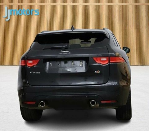 Jaguar F-Pace 3.0 D300 V6 Black #5