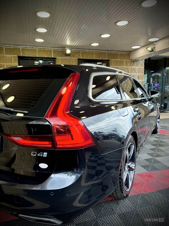 Volvo V90 2.0 D4 R Design Geartronic Black #6