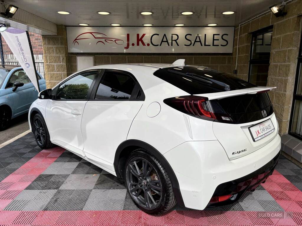 Honda Civic 1.8 I-vtec Sport White #5