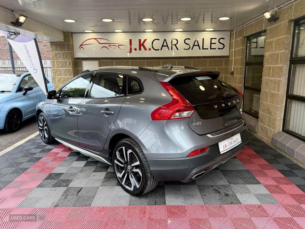 Volvo V40 Cross Country D3 4 Cyl 150 Cross Country Pro Grey #5