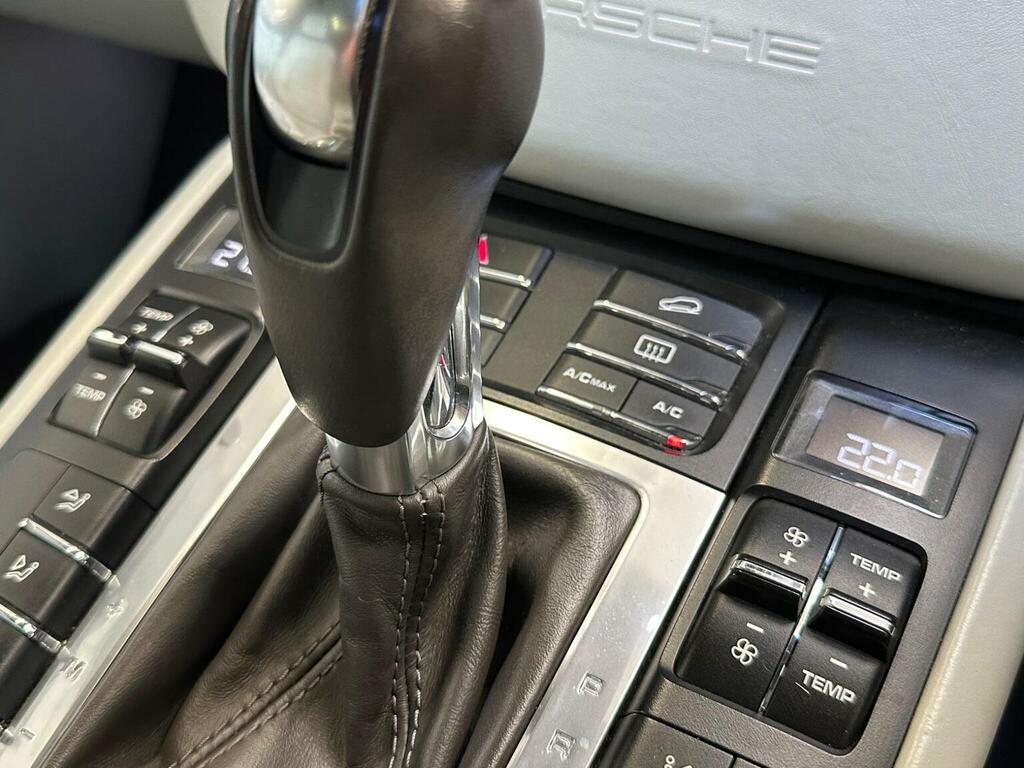 Porsche Macan Porsche Estate S Pdk Silver #65