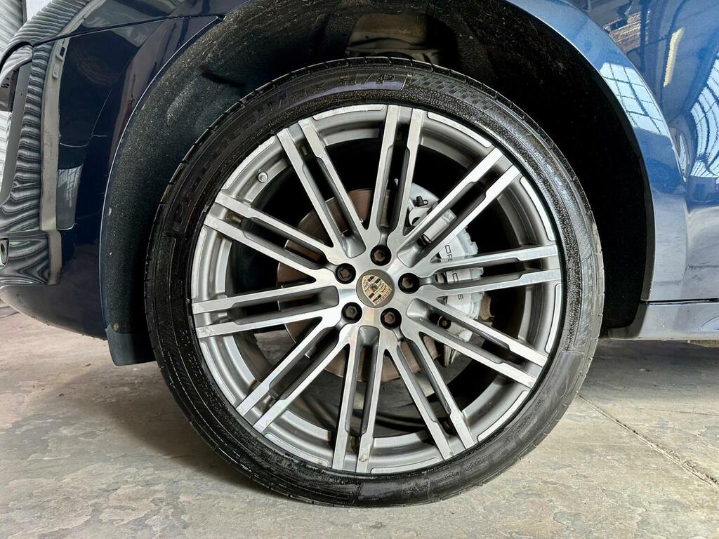 Porsche Macan Porsche Estate S Pdk Silver #48