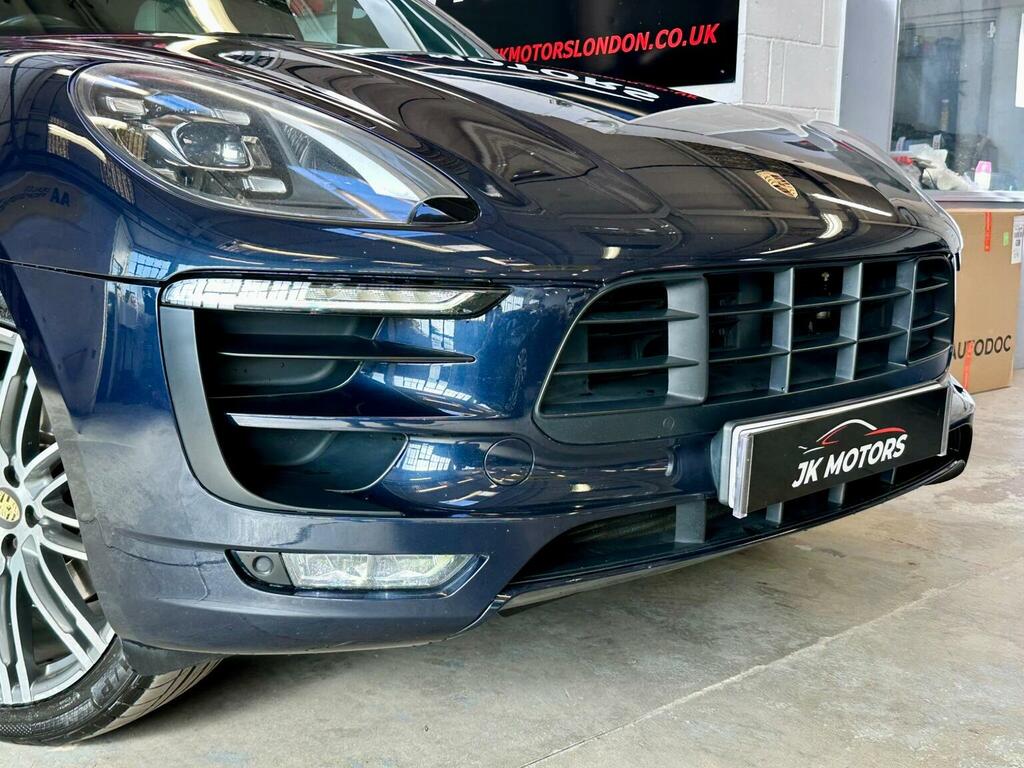 Porsche Macan Porsche Estate S Pdk Silver #17