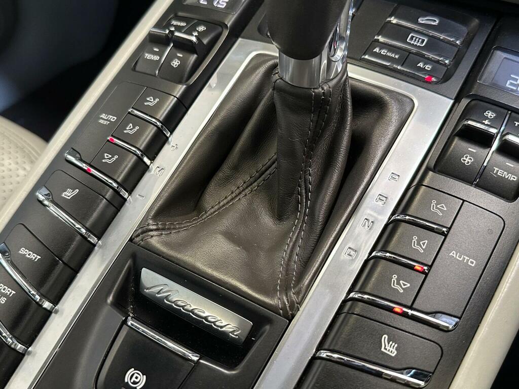 Porsche Macan Porsche Estate S Pdk Silver #66