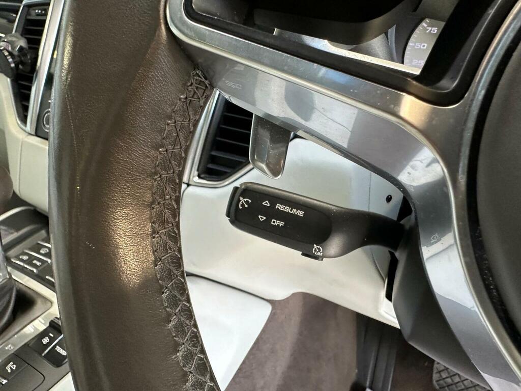 Porsche Macan Porsche Estate S Pdk Silver #55