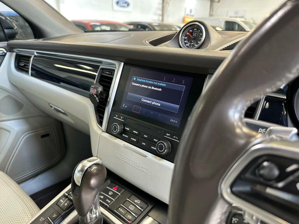 Porsche Macan Porsche Estate S Pdk Silver #57