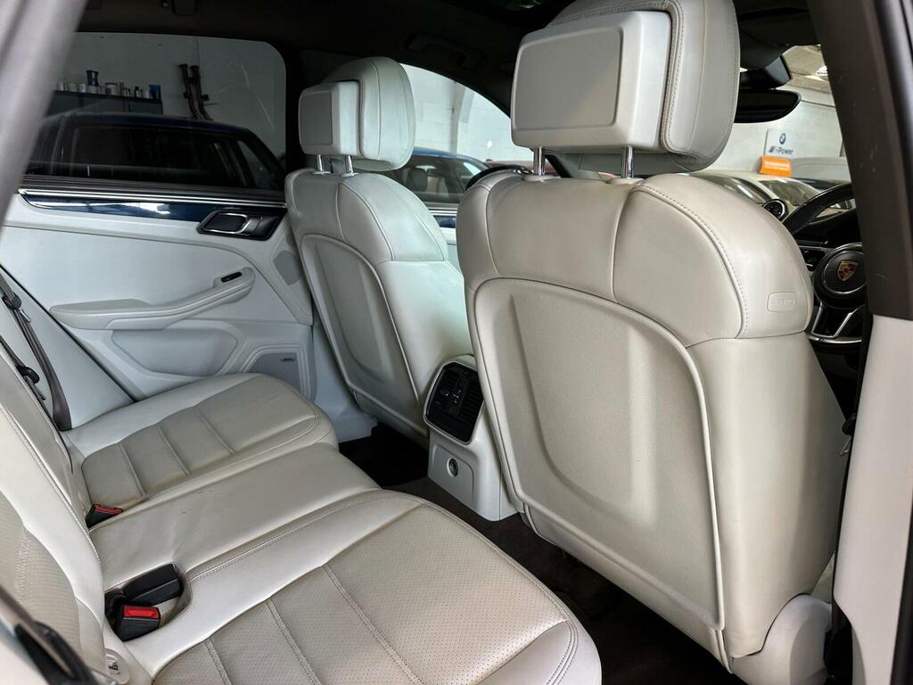Porsche Macan Porsche Estate S Pdk Silver #61
