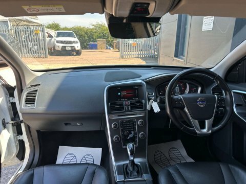 Volvo XC60 D4 181 R Design Lux Nav Awd Geartronic White #17