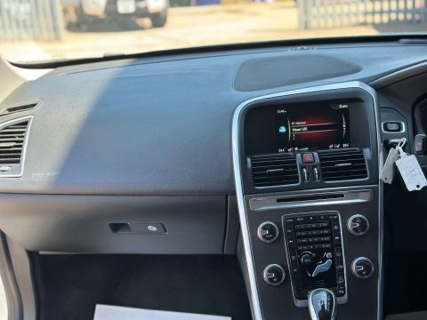 Volvo XC60 D4 181 R Design Lux Nav Awd Geartronic White #16