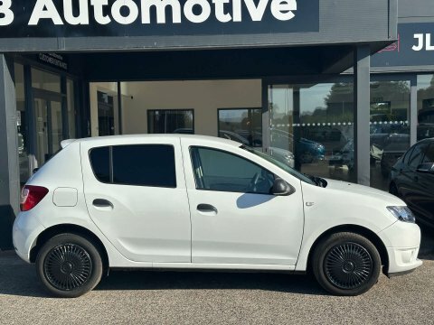 Dacia Sandero 1.2 Ambiance Fsh 64K Ulez Free 1 Owner Black #8