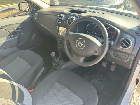 Dacia Sandero 1.1 Sandero Ambiance White #2