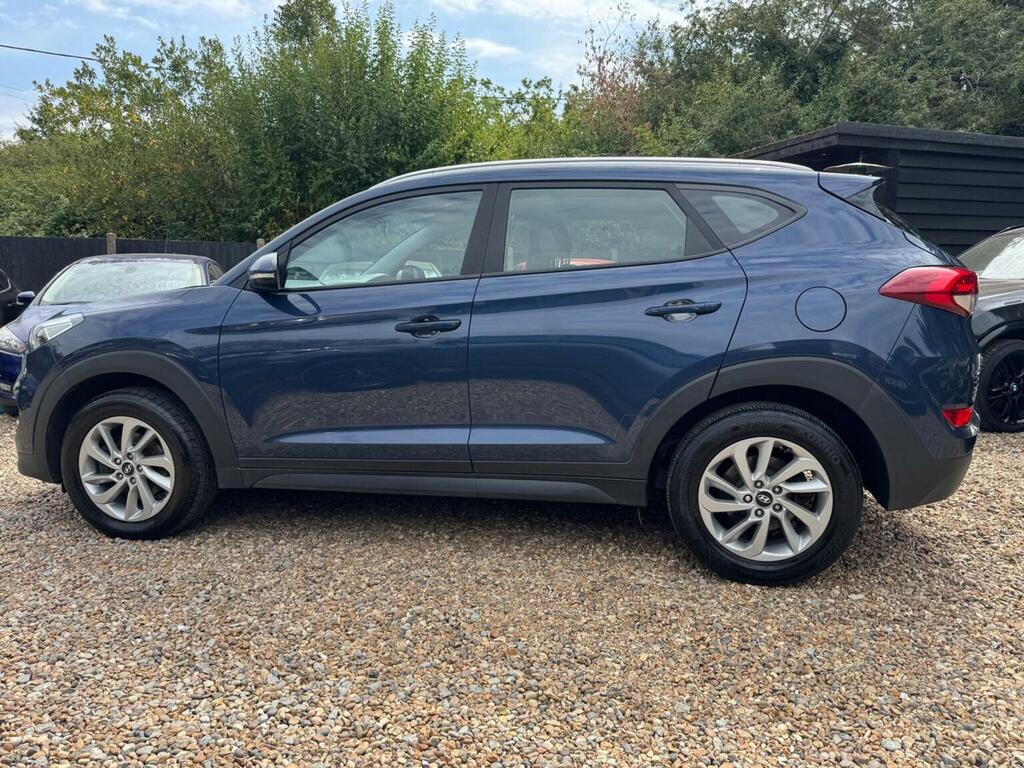 Hyundai Tucson Suv 1.7 Crdi Blue Drive Se Nav Euro 6 Ss 2 BT67CHV Blue #5