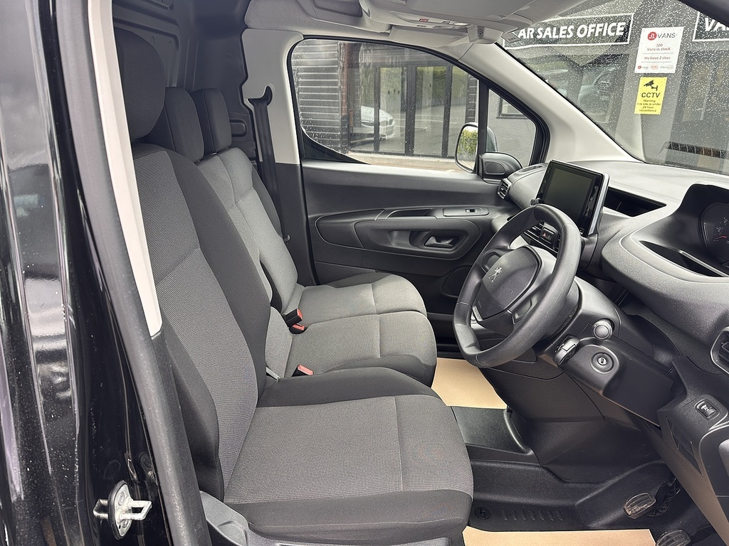 Peugeot Partner Bluehdi 1000 Professional L1h1 Euro 6 2021 U2865 CA21NLU Black #2