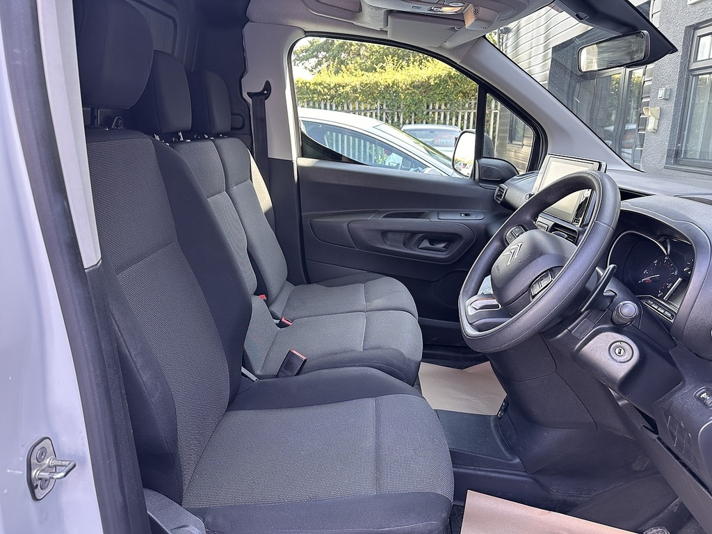 Citroen Berlingo Bluehdi 1000 Enterprise Edition M Euro 6 130P White #2