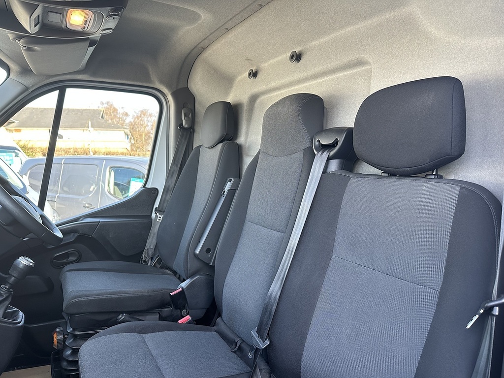 Renault Master 2.3 Dci 35 Business Fwd Lwb Medium Roof Euro 6 White #8