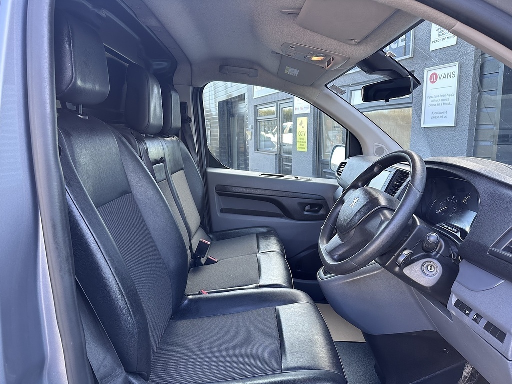 Peugeot Expert Bluehdi 1000 Professional Premium Mwb Euro 6 2022 White #2