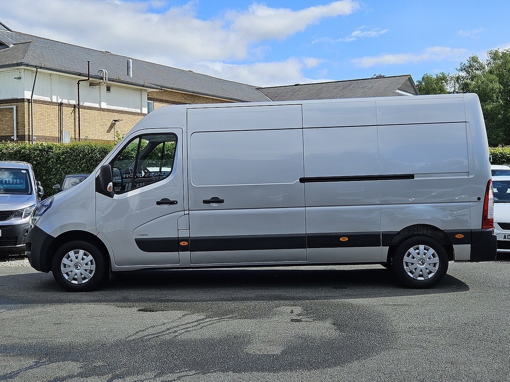 Vauxhall Movano Cdti 3500 Biturbo Edition L3h2 Euro 6 135Ps Ac 202 Silver #5