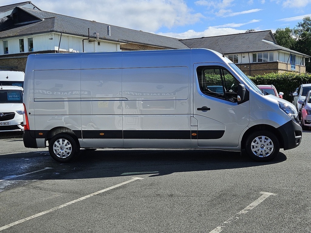 Vauxhall Movano Cdti 3500 Biturbo Edition L3h2 Euro 6 135Ps Ac 202 Silver #4
