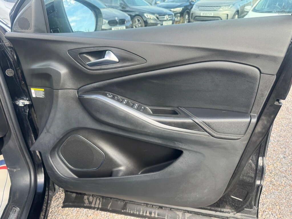 Vauxhall Grandland X 1.2 Turbo Elite Nav White #21