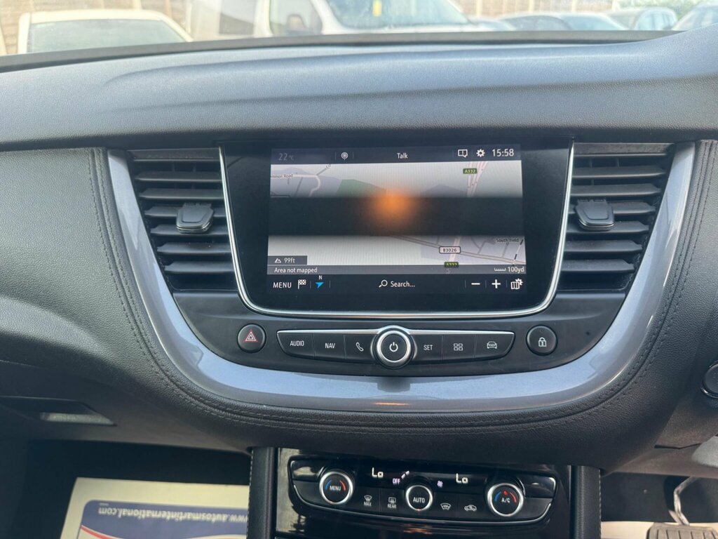 Vauxhall Grandland X 1.2 Turbo Elite Nav White #26