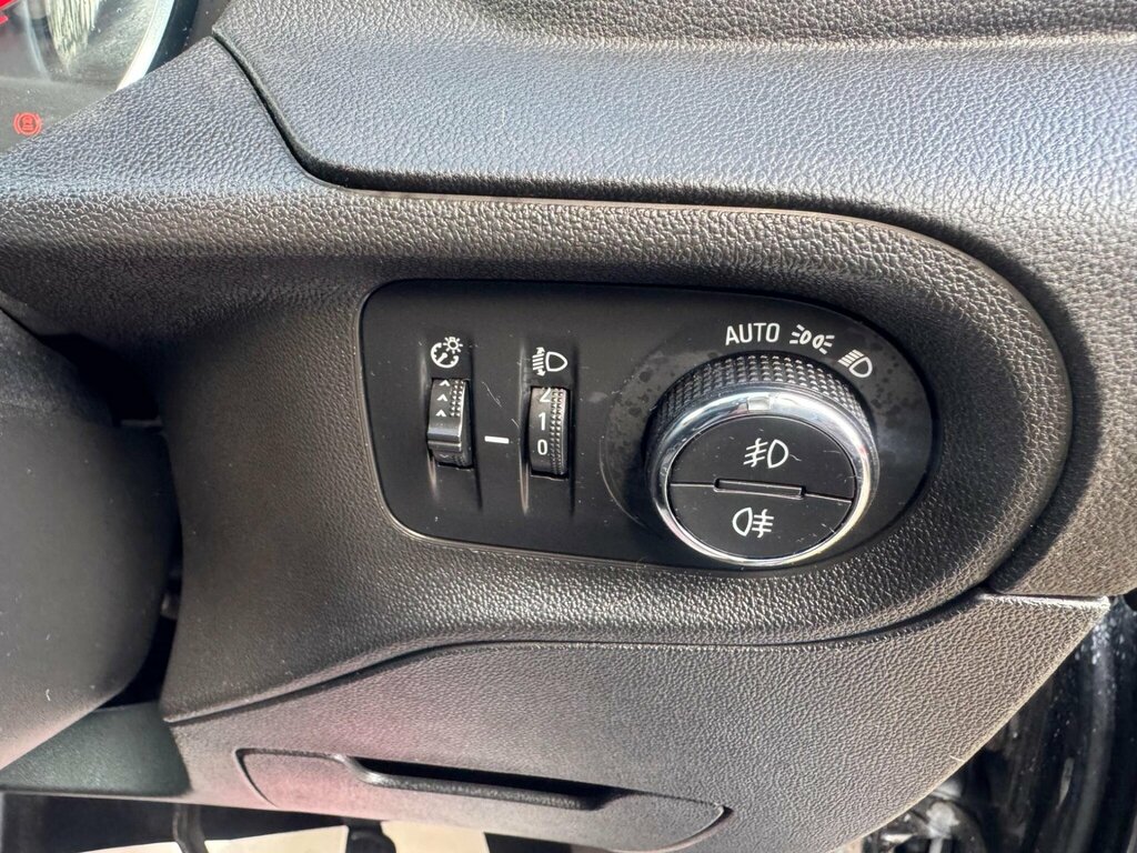 Vauxhall Grandland X 1.2 Turbo Elite Nav White #24