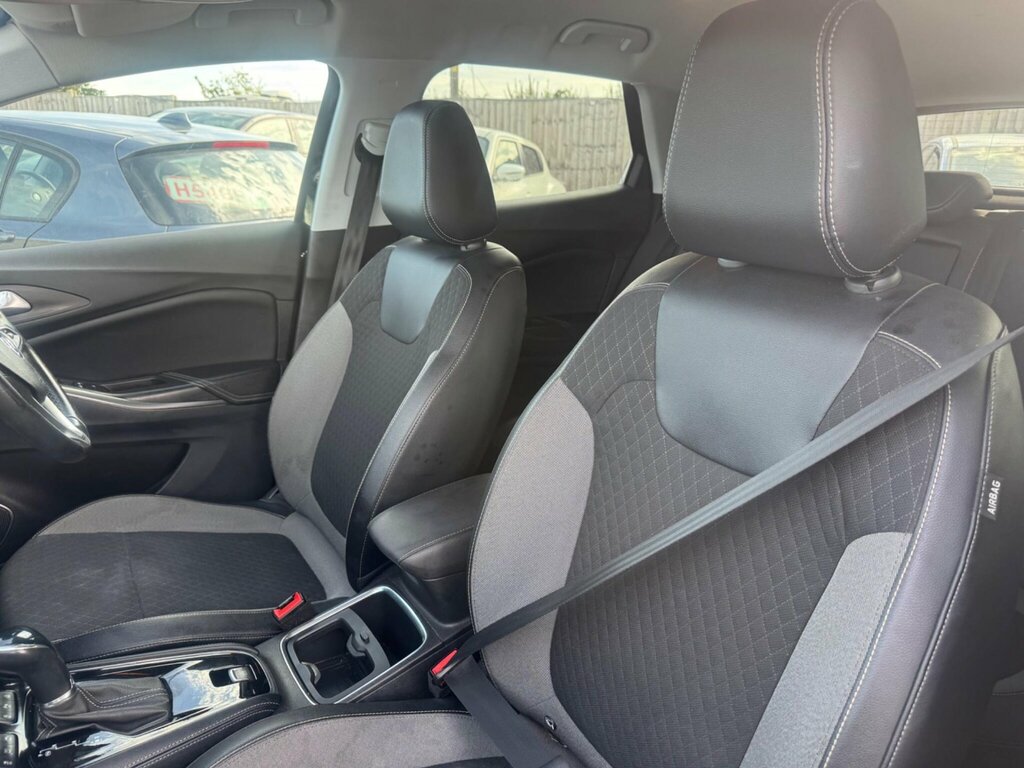 Vauxhall Grandland X 1.2 Turbo Elite Nav White #15