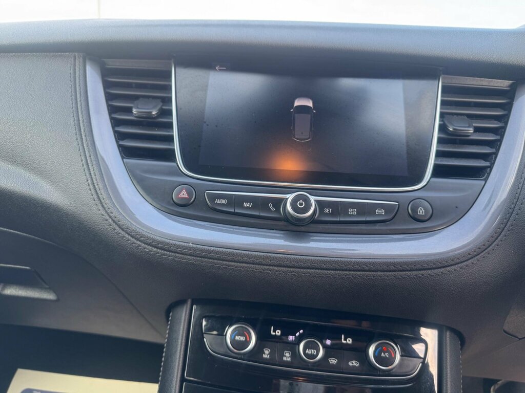 Vauxhall Grandland X 1.2 Turbo Elite Nav White #27