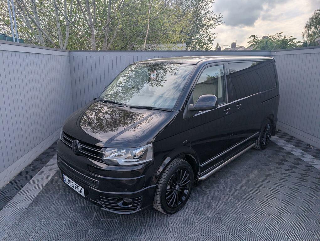 Volkswagen Caravelle Executive Black #2