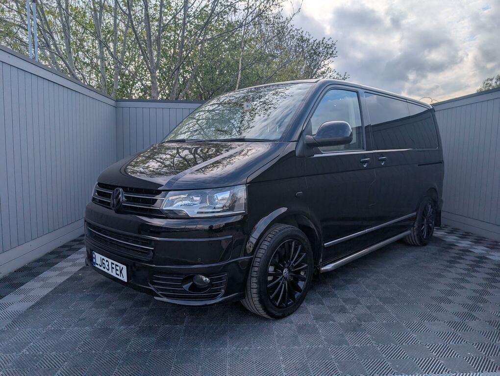 Volkswagen Caravelle Executive Black