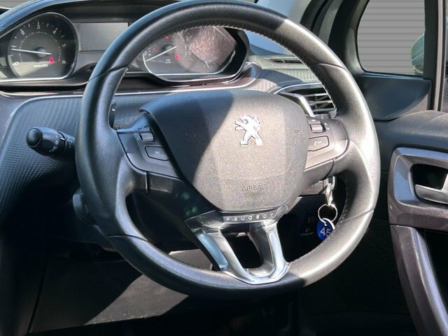 Peugeot 2008 1.4 Hdi Active Suv Euro 5 70 Ps Black #13