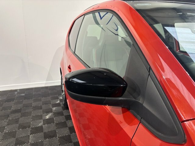 Volkswagen Up 1.0 Groove Up Hatchback Euro 5 SW14NLC Orange #5