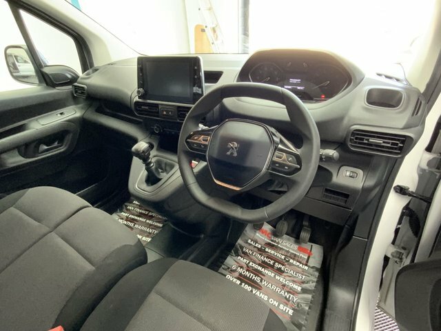 Peugeot Partner 1.5 Bluehdi 1000 Professional AF23DHD White #6