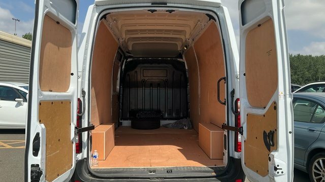 Renault Master 2.3 Dci 35 Business White #4