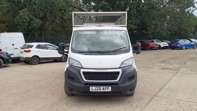 Peugeot Boxer 2.2 Bluehdi 335 Caged White