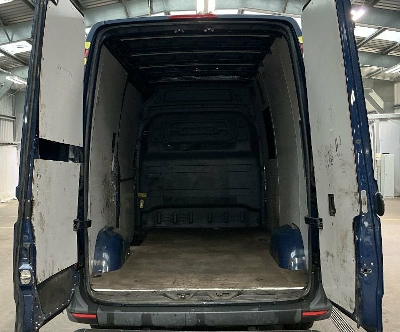 Mercedes-Benz Sprinter Mpv Blue #3