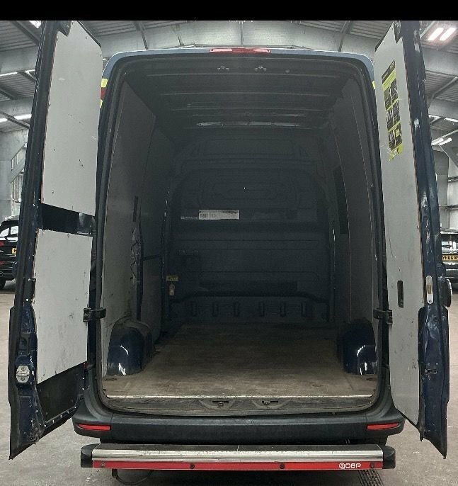 Mercedes-Benz Sprinter Mpv Blue #3