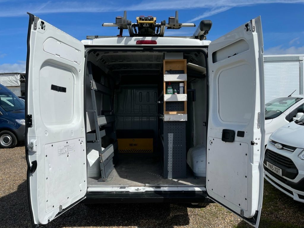 Peugeot Boxer 2.2L Professional White #2