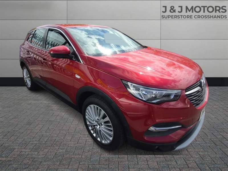 Vauxhall Grandland X 1.2 Turbo Tech Line Nav 8 Speed Red