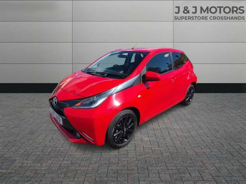 Toyota Aygo 1.0 Vvt-i X-style - 2017 17 Red #3