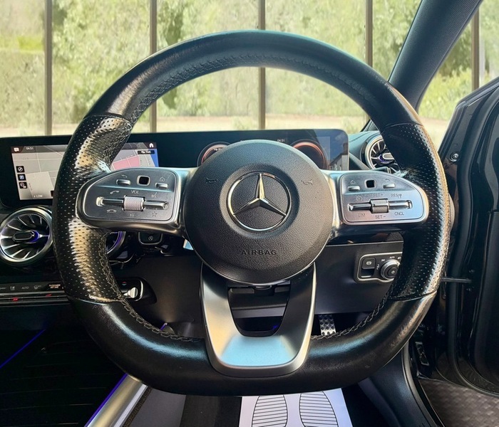 Mercedes-Benz B Class B 180 Amg Line Edition Premium Red #9